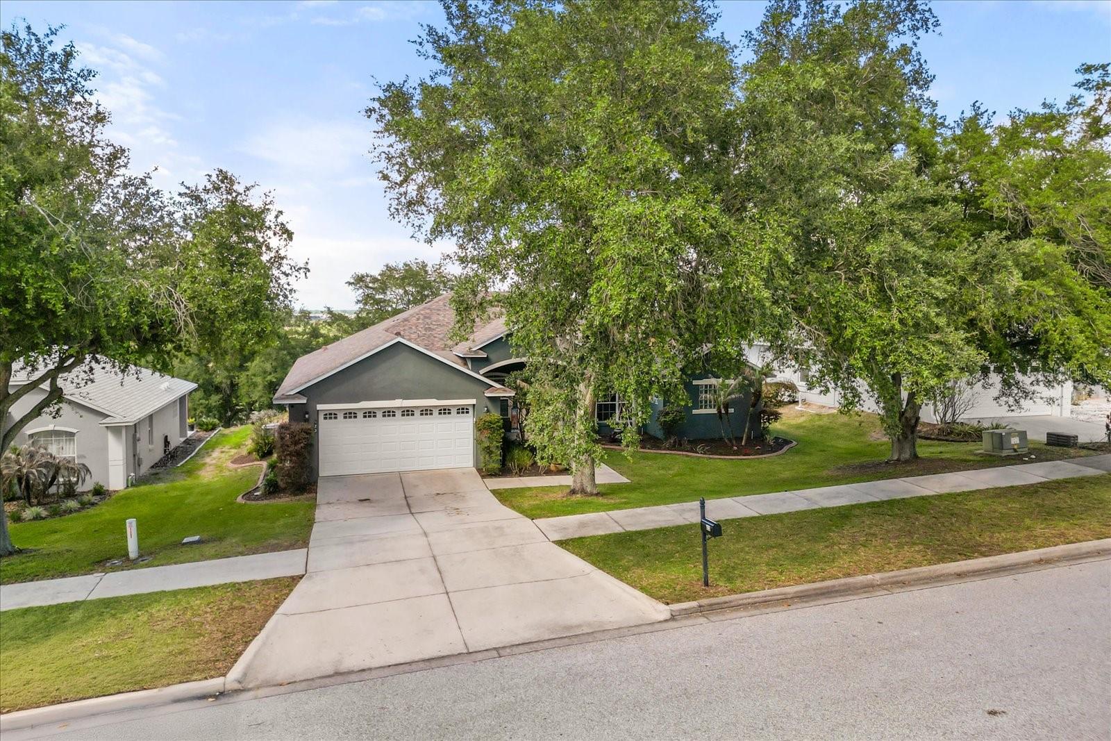 823 Princeton Drive, FL