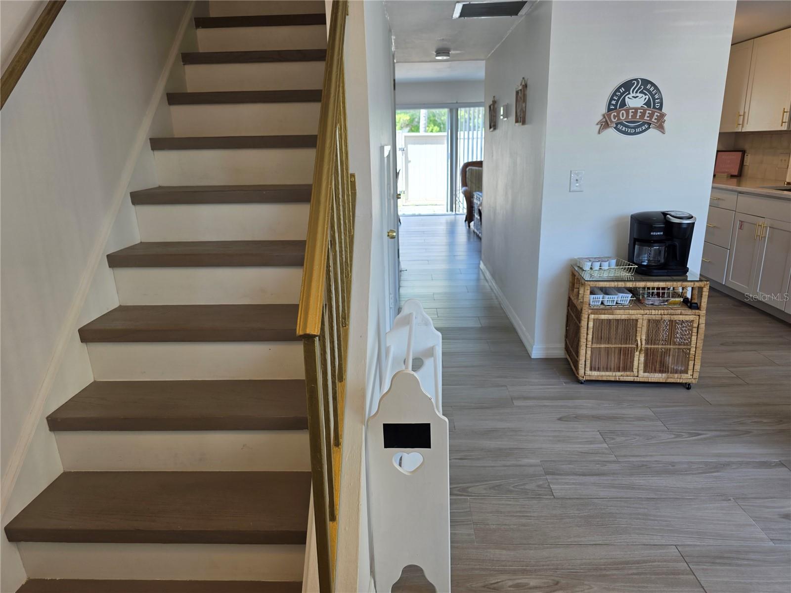 4215 Bay Drive, FL