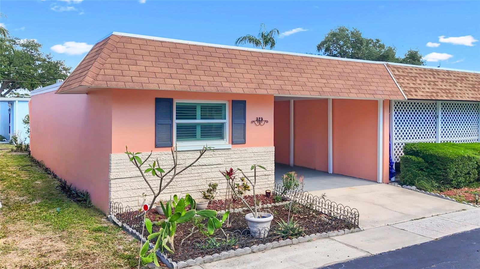 325 Sky Loch Drive, FL