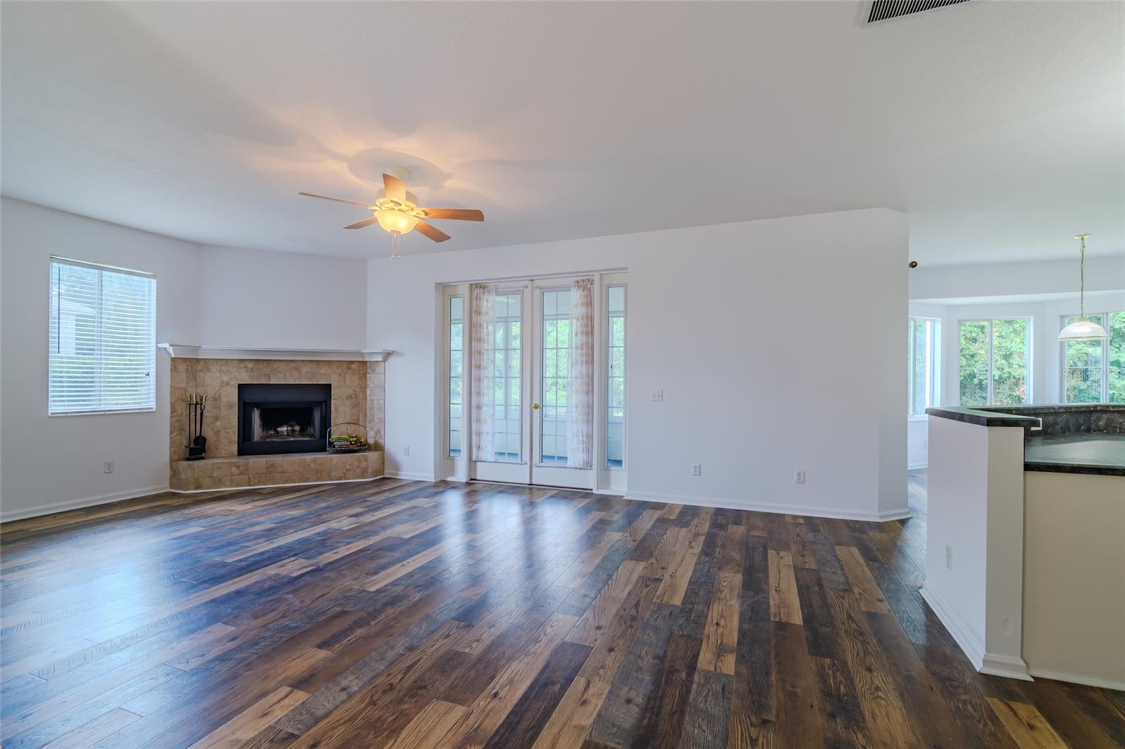 5915 18th Place, FL