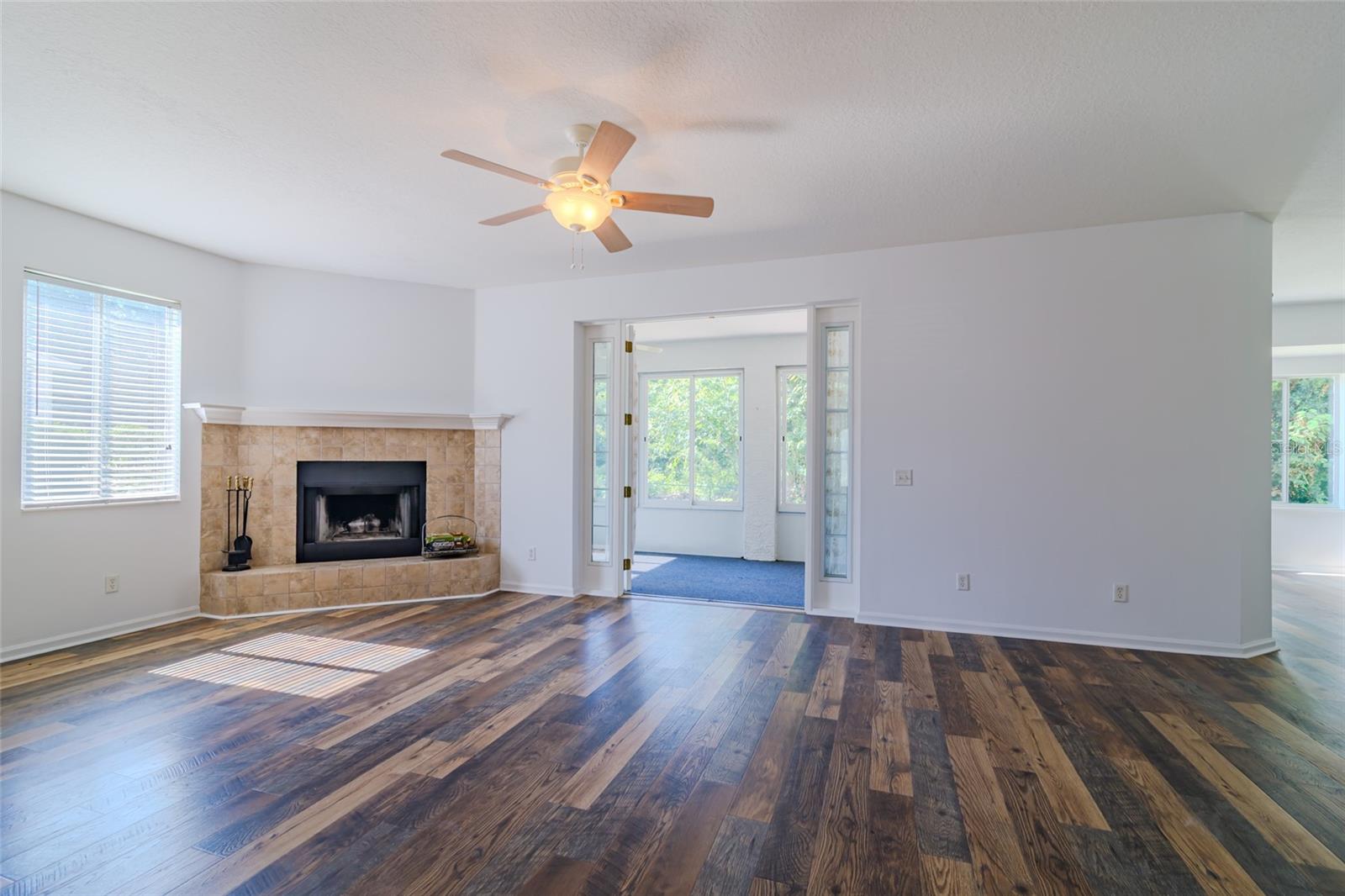 5915 18th Place, FL