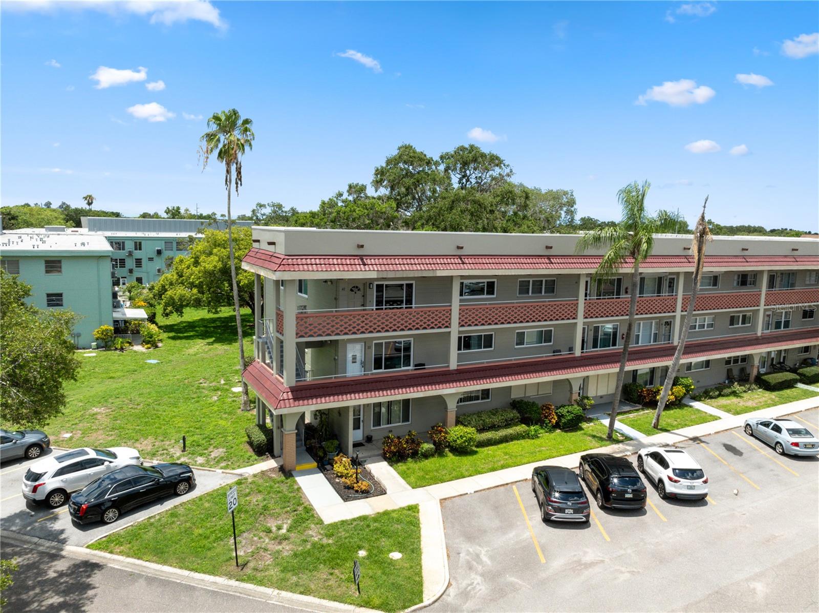 2072 Australia Way W #42, FL