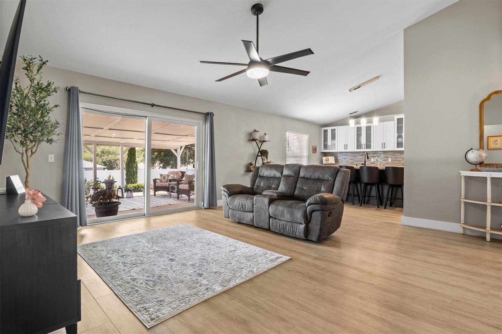 5963 Hillside Heights Drive, FL