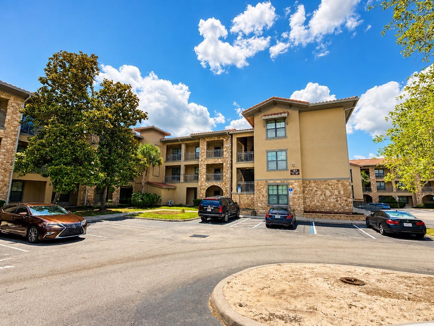 907 Charo Parkway, FL