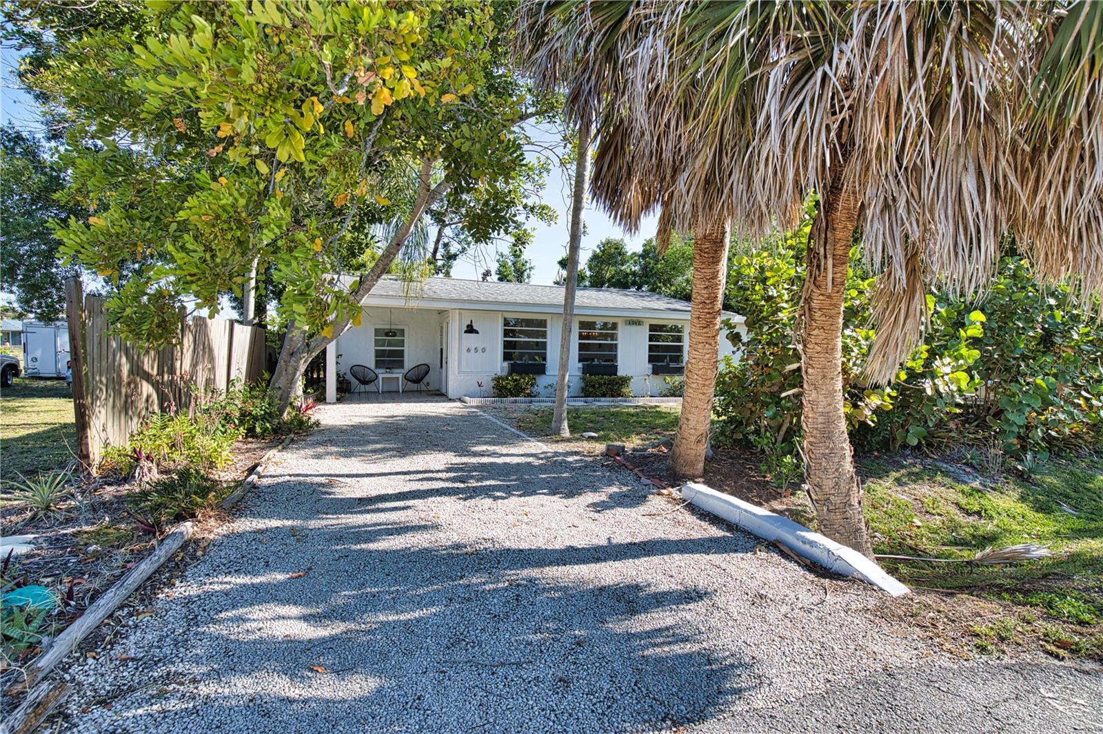 650 Edwards Street, FL