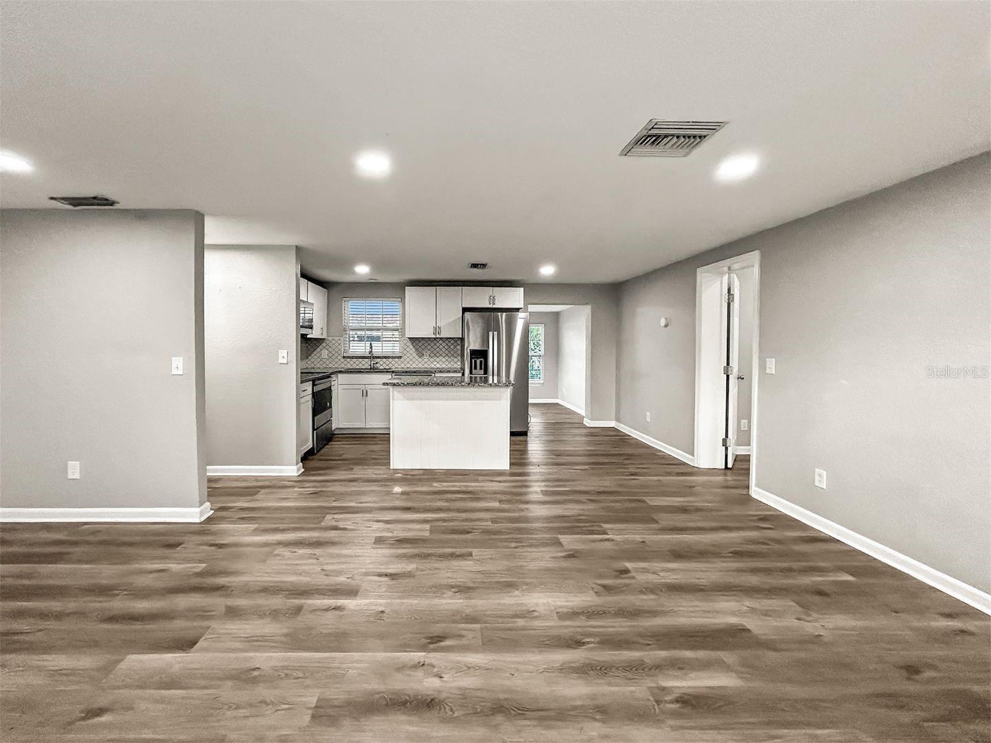 306 Flamingo Drive, FL