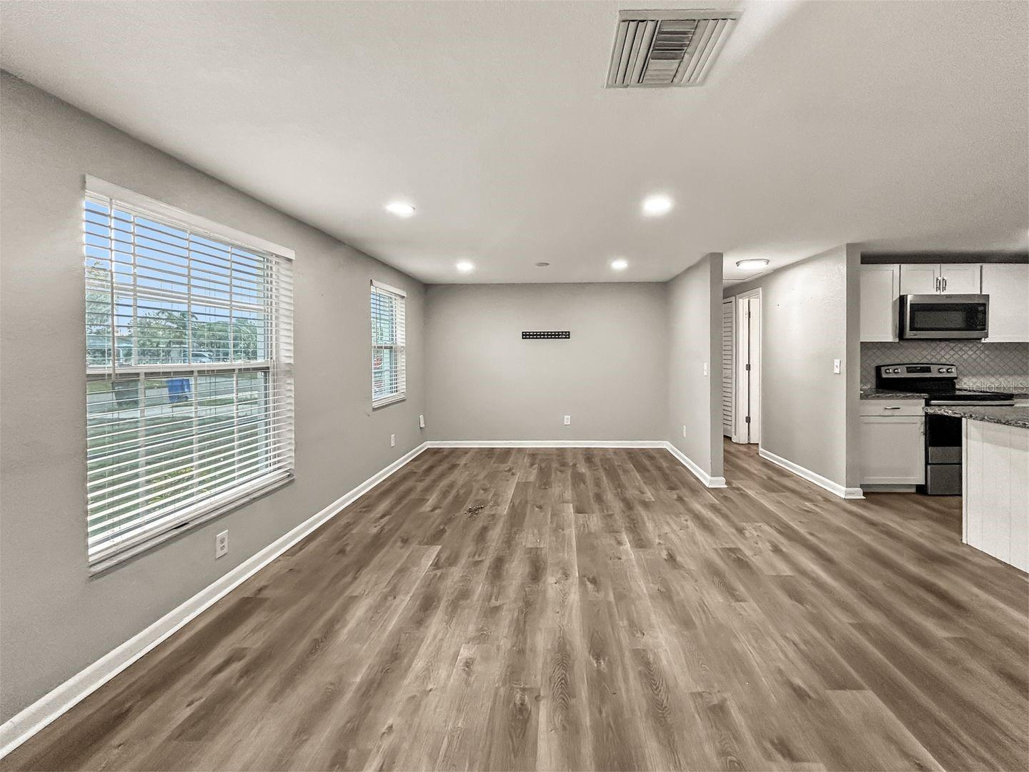 306 Flamingo Drive, FL
