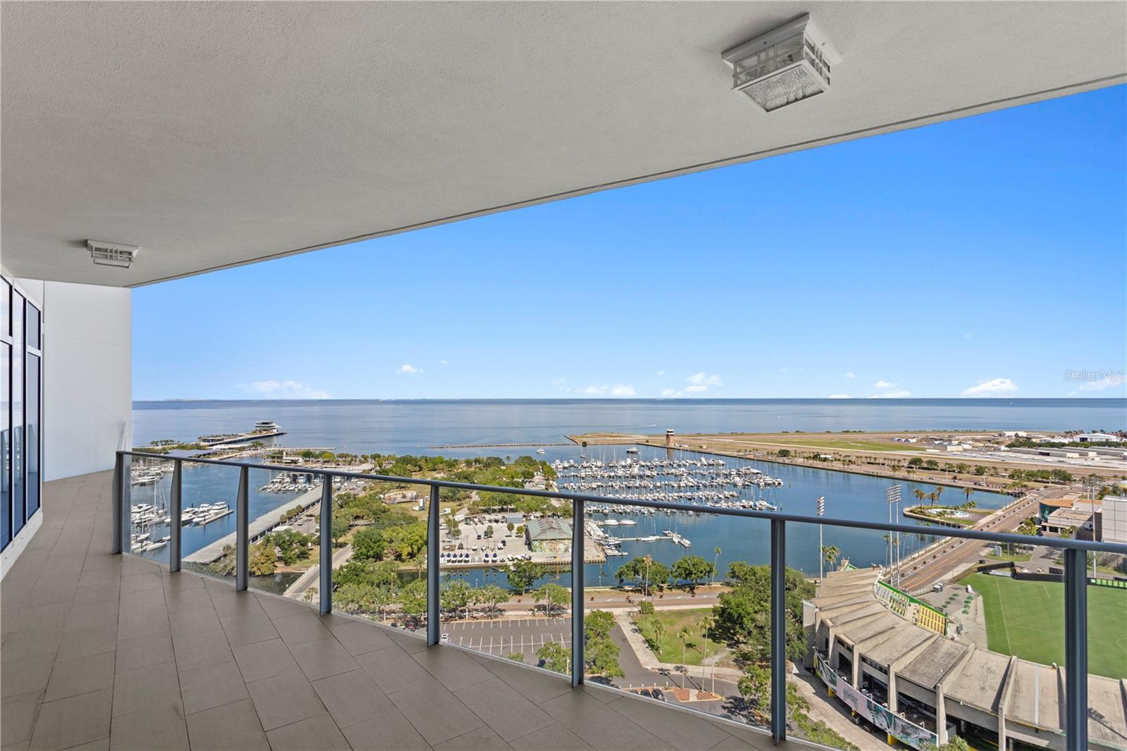 175 1st St S #2307, FL