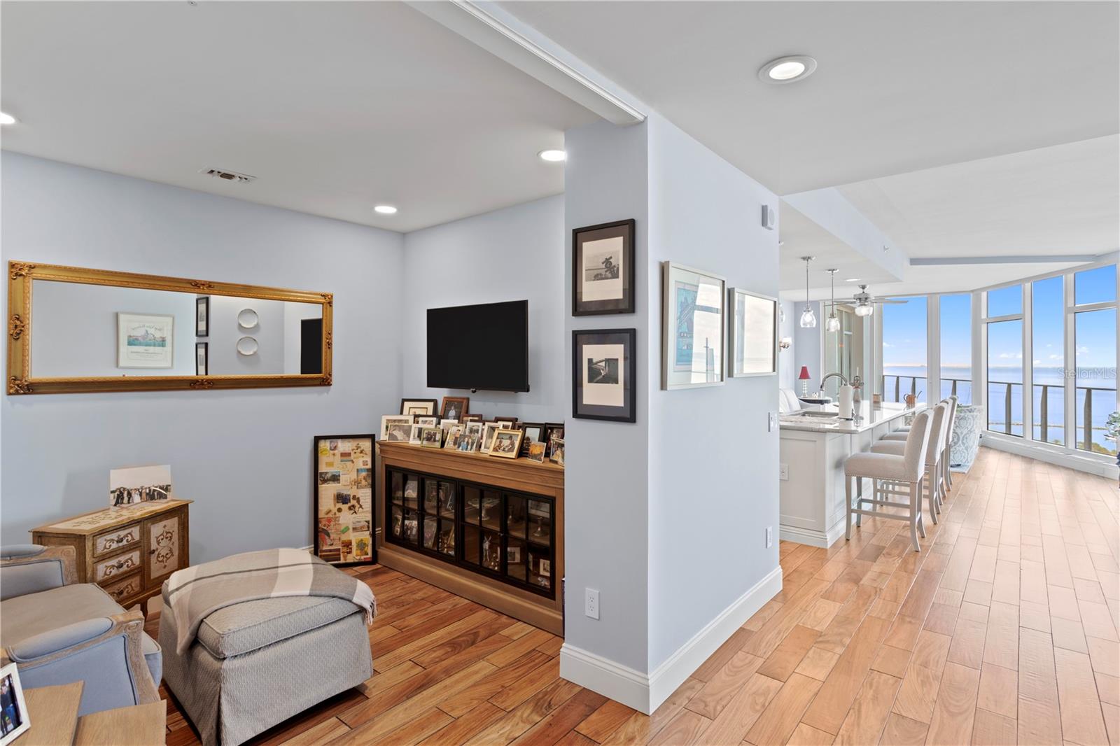 175 1st Street, FL