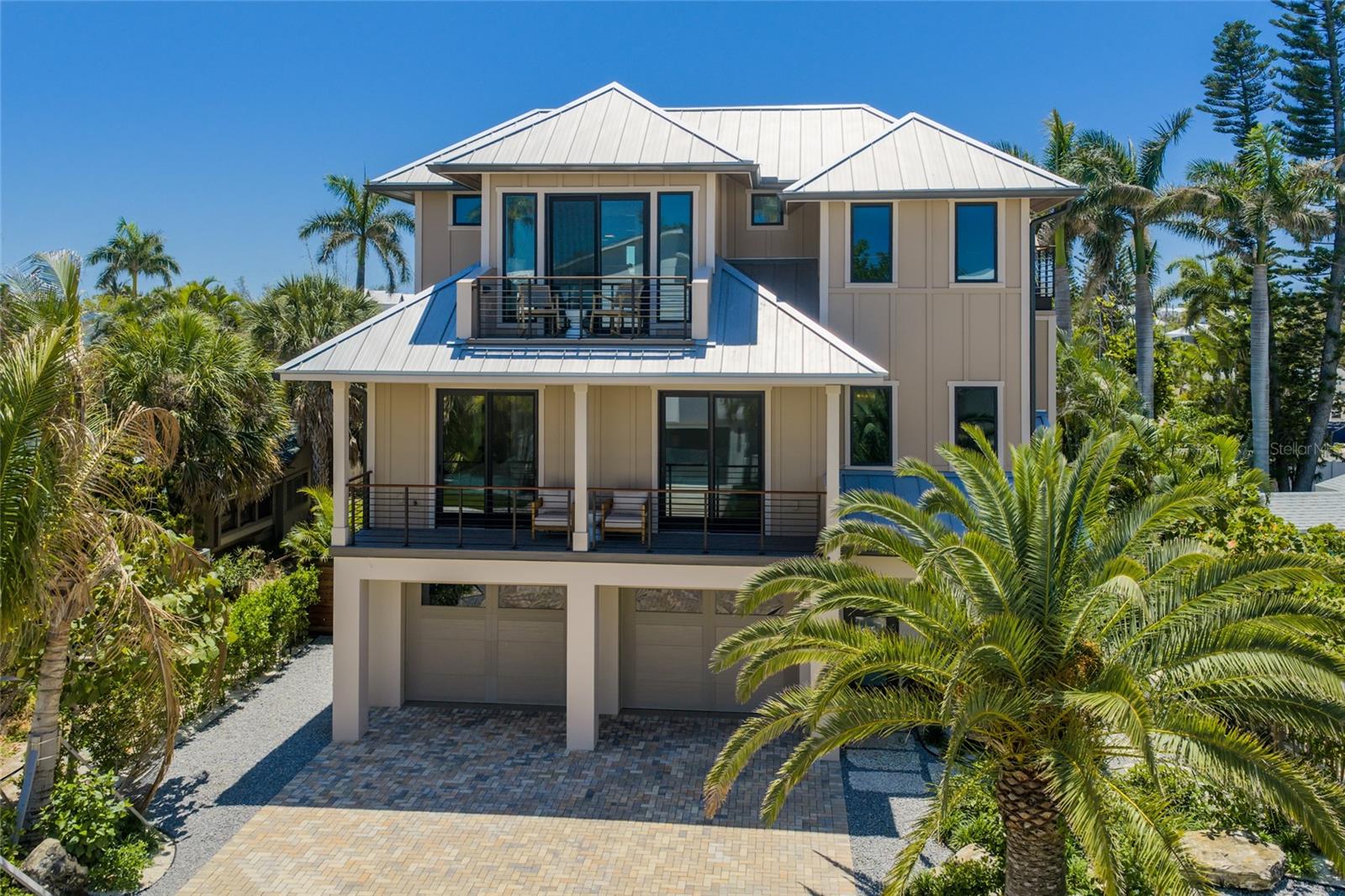 513 N Bay Blvd, FL