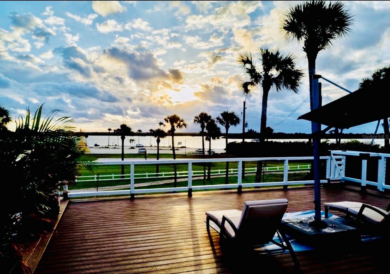 500 S Riverside Dr, FL