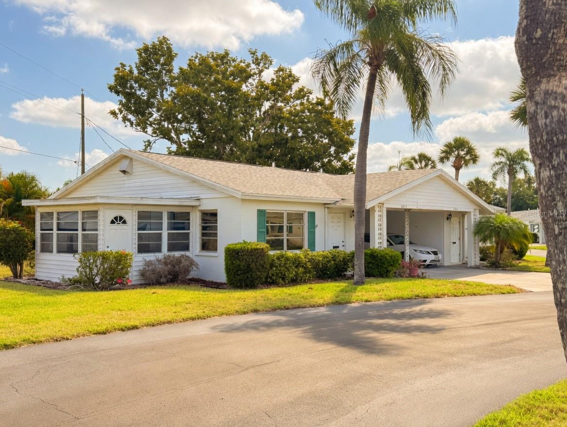 2225 Orange Blossom Ln, FL