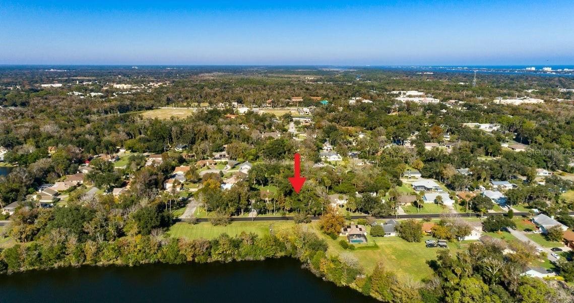 493 Hammock Ln, FL