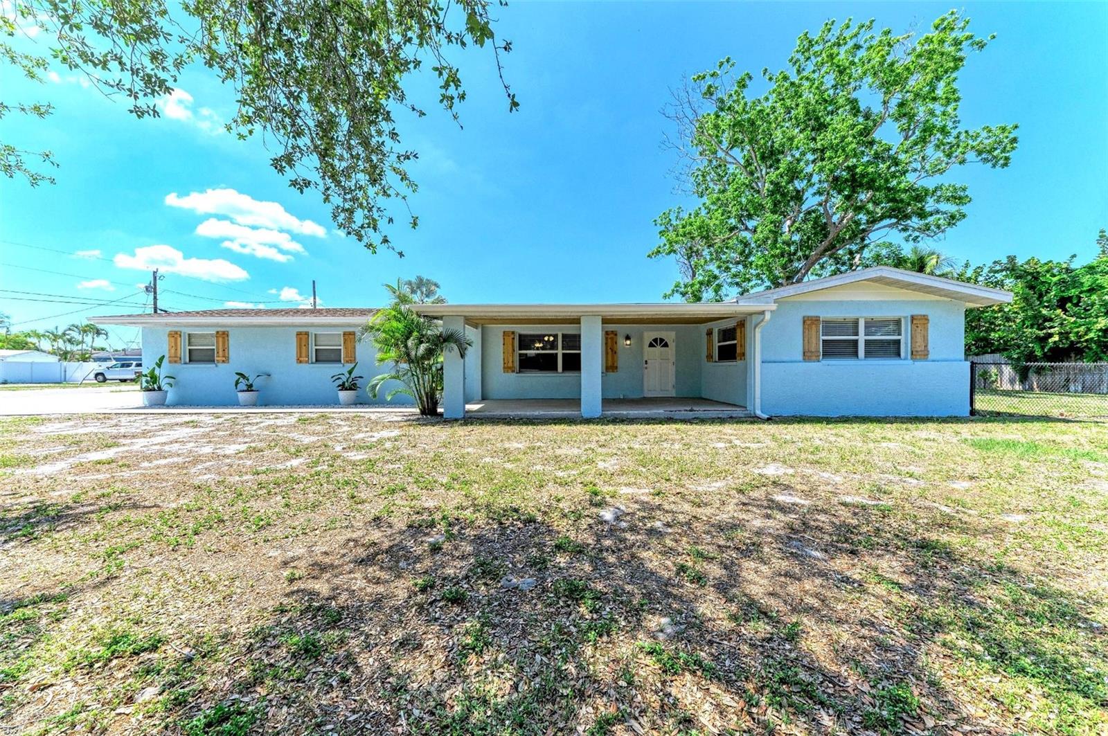 2401 10th Street, FL