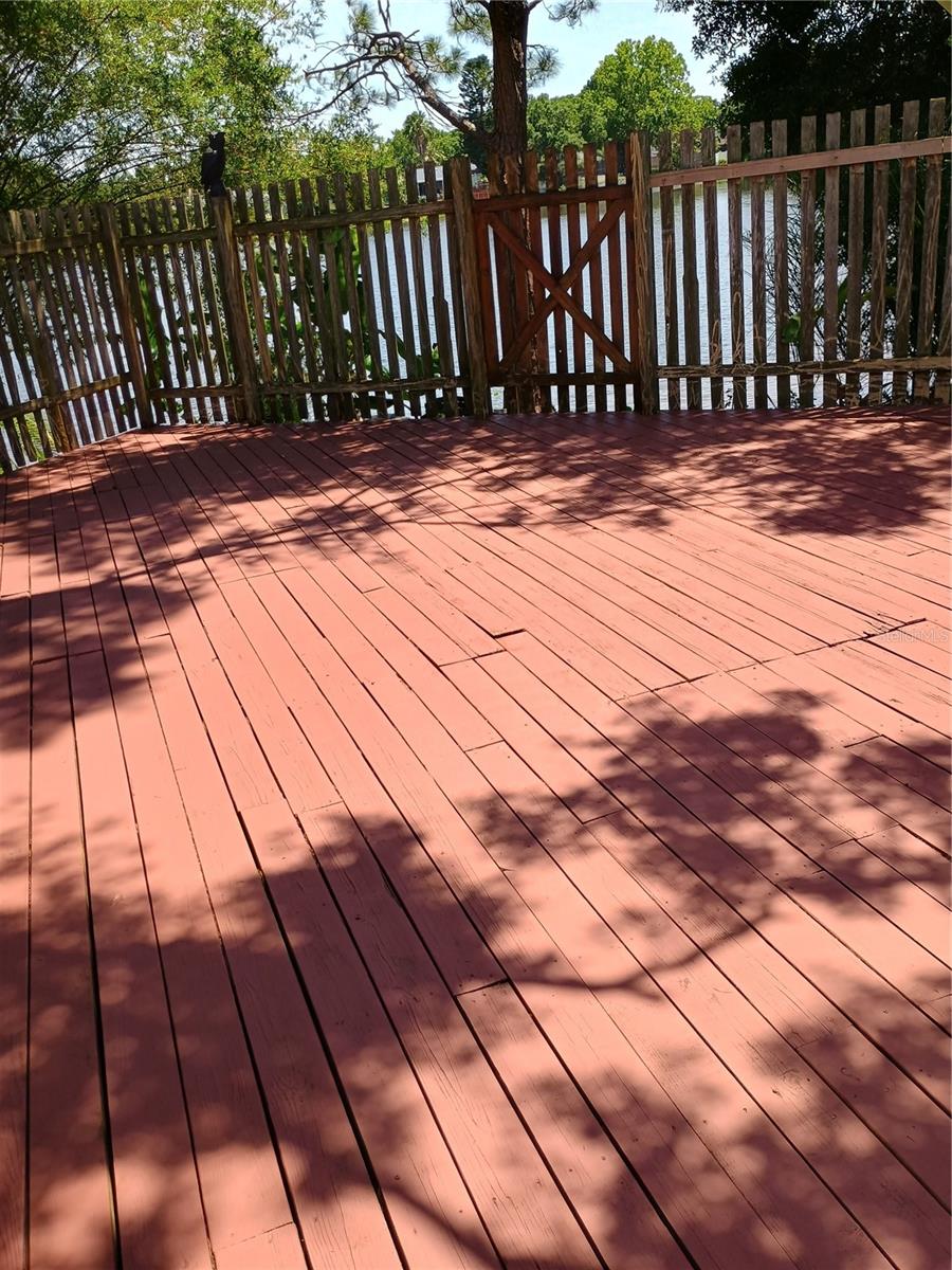 602 Bay Lake Trail, FL