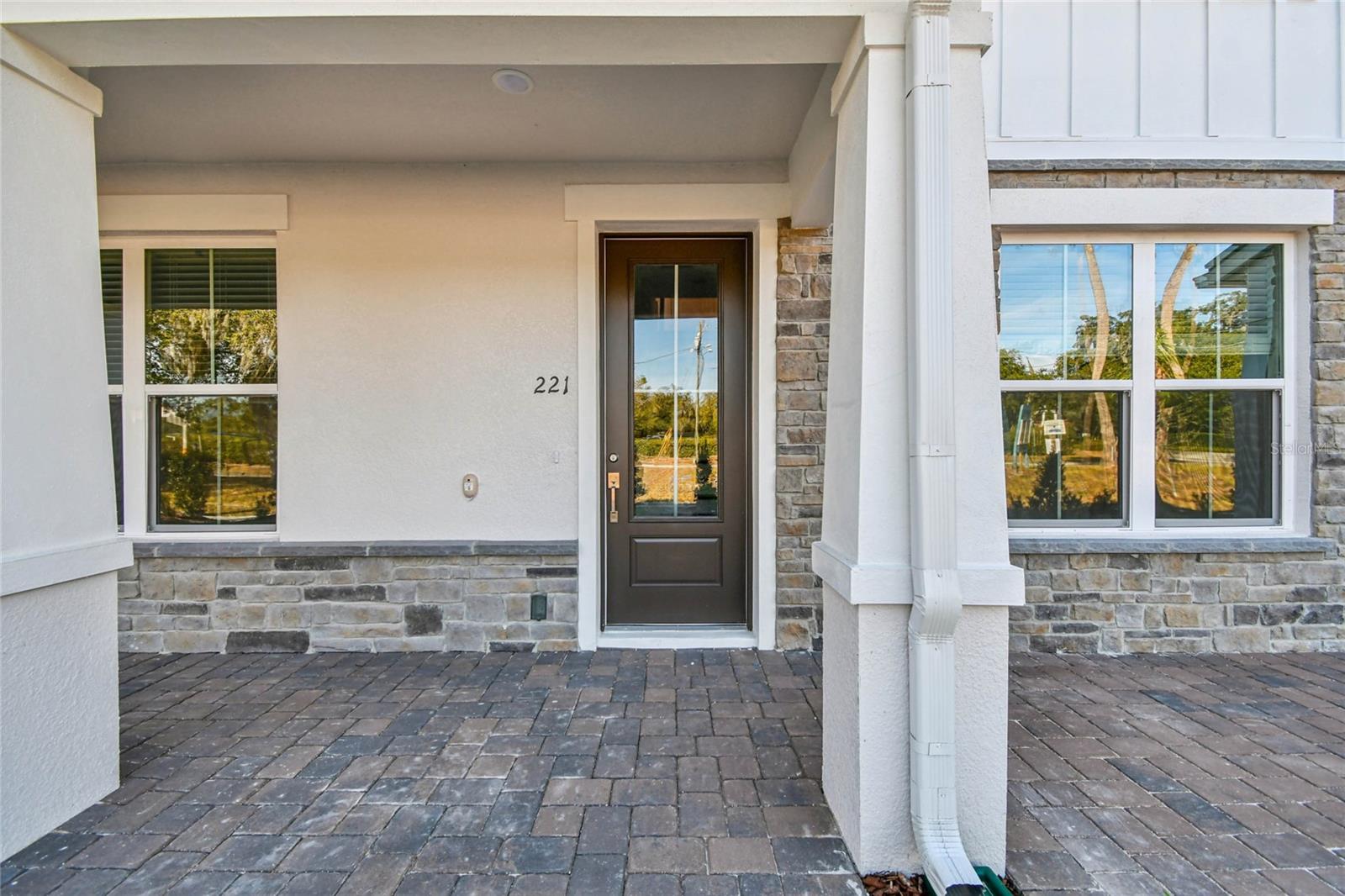 221 Pasquala, FL