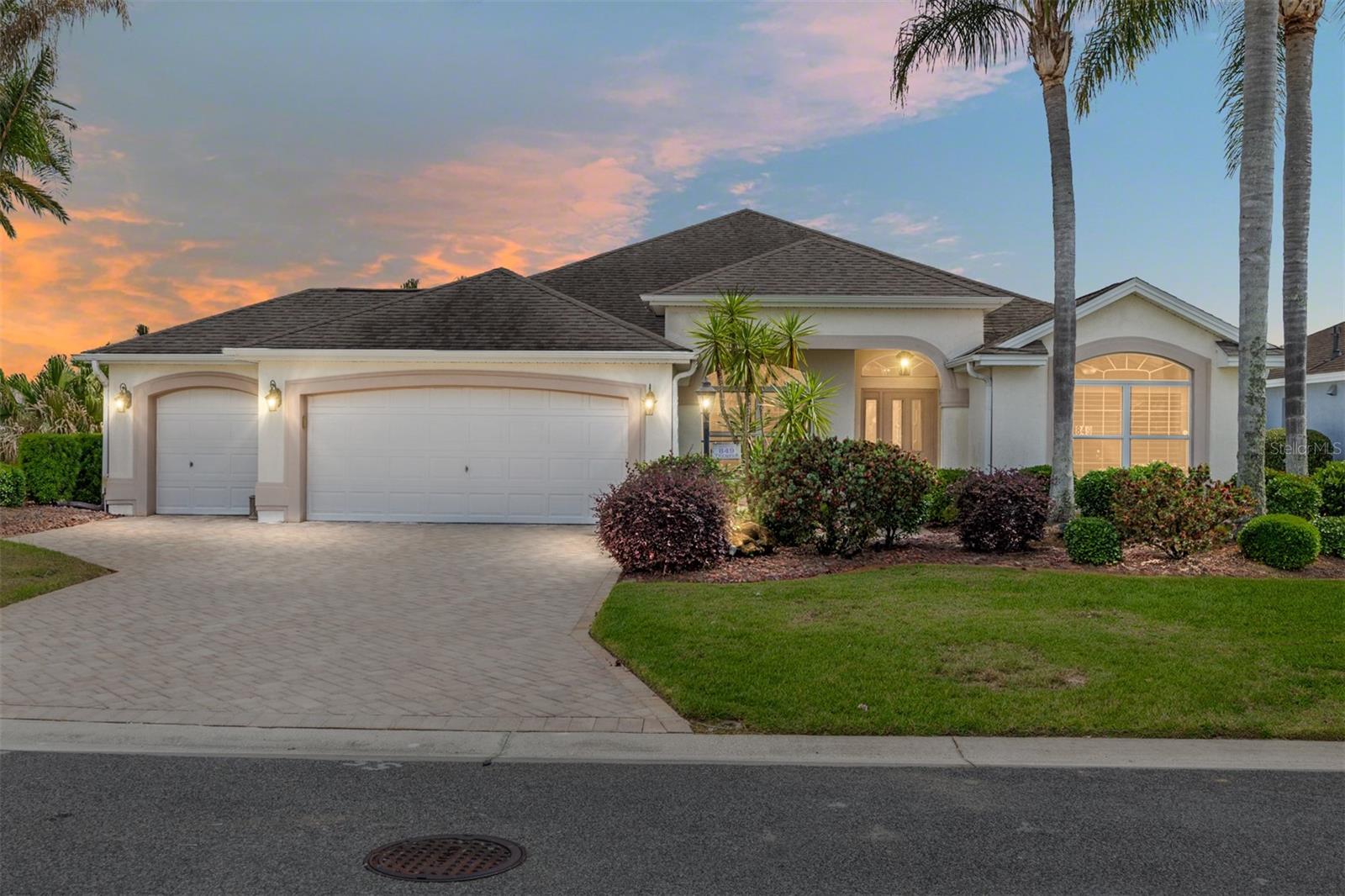849 Maybank Loop, FL