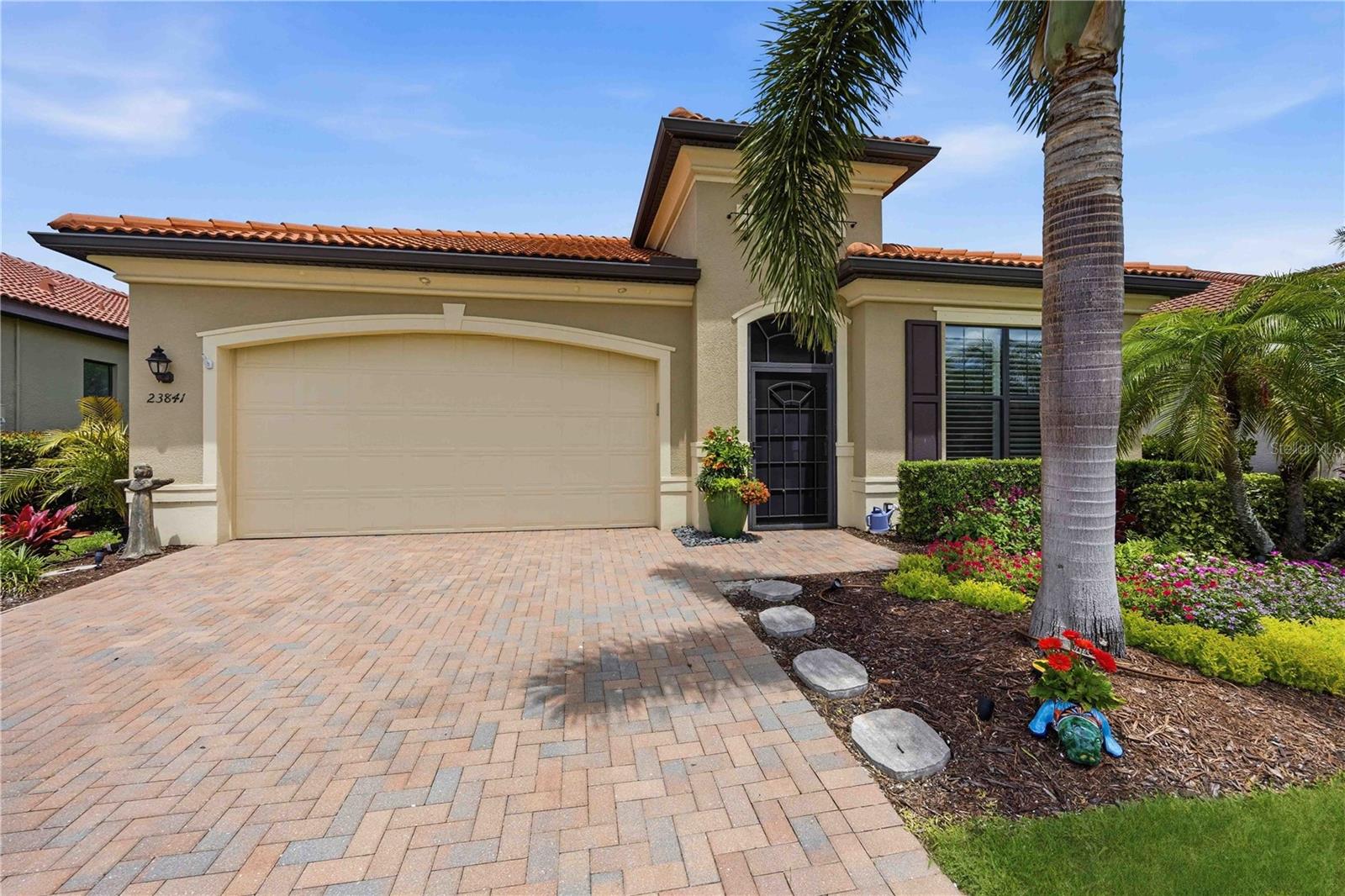 23841 Waverly Cir, FL