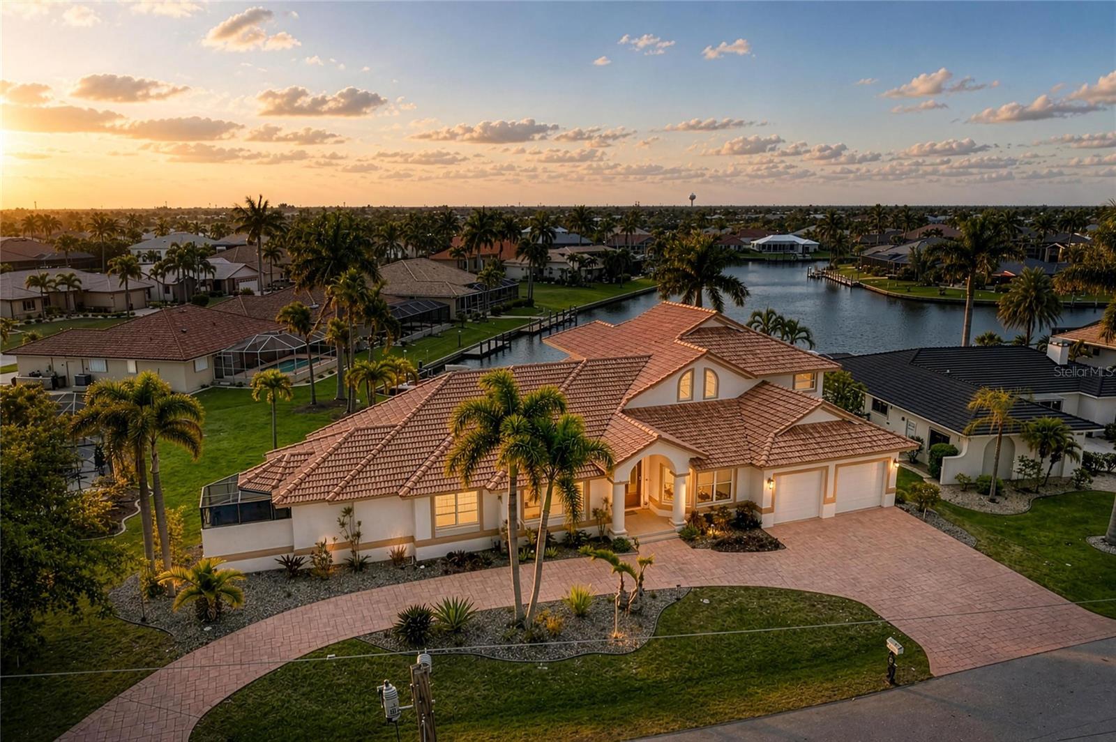 524 La Caruna Court, FL