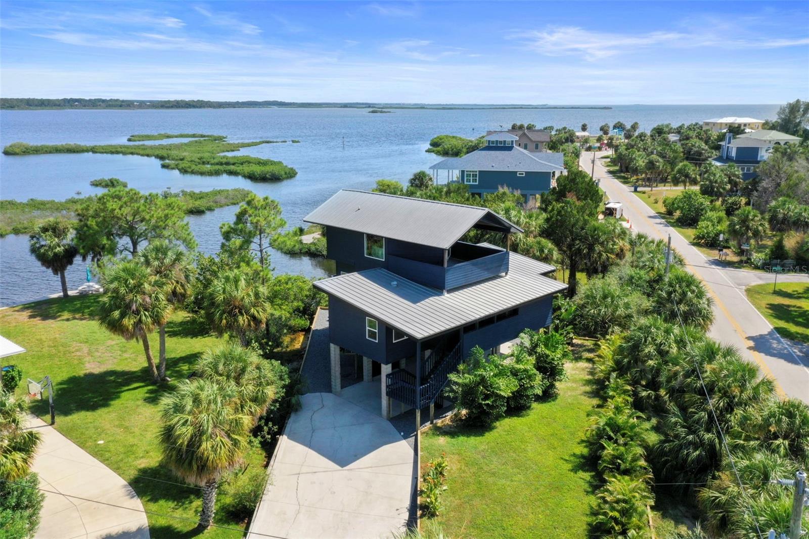 10701 Pine Island Dr, FL