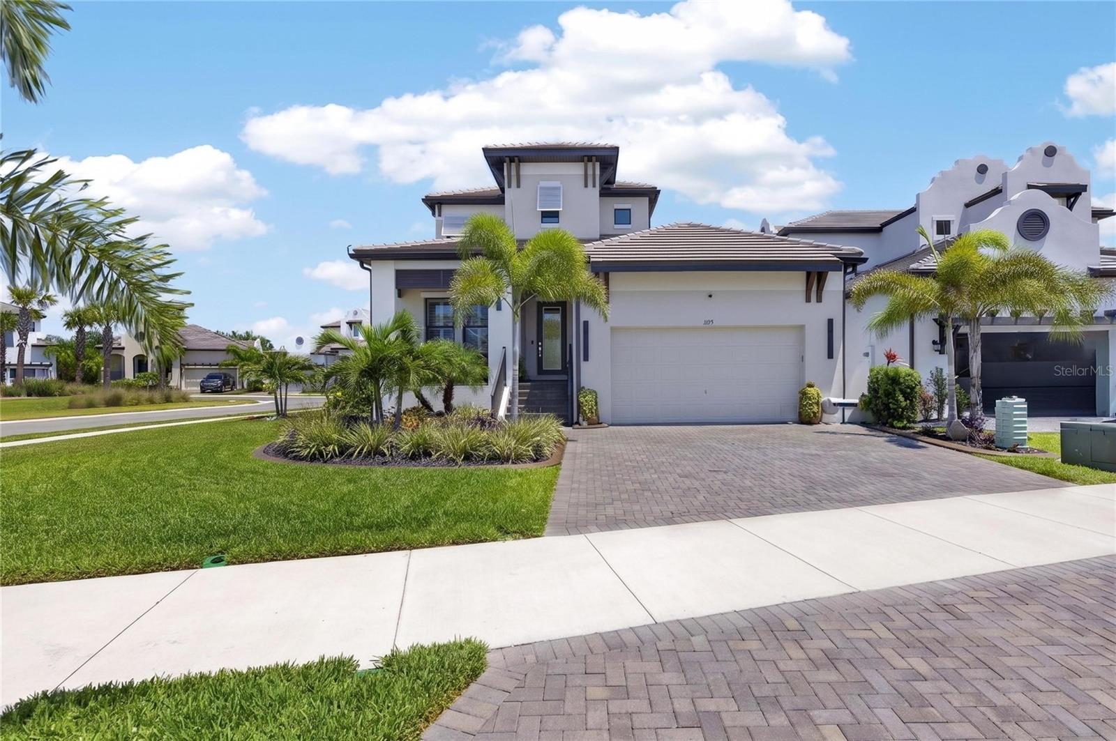1075 Seagrape Dr, FL