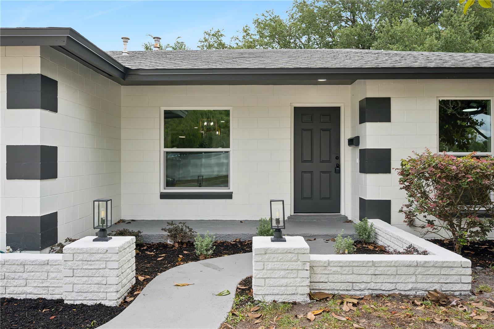 1438 Tierra Circle, FL