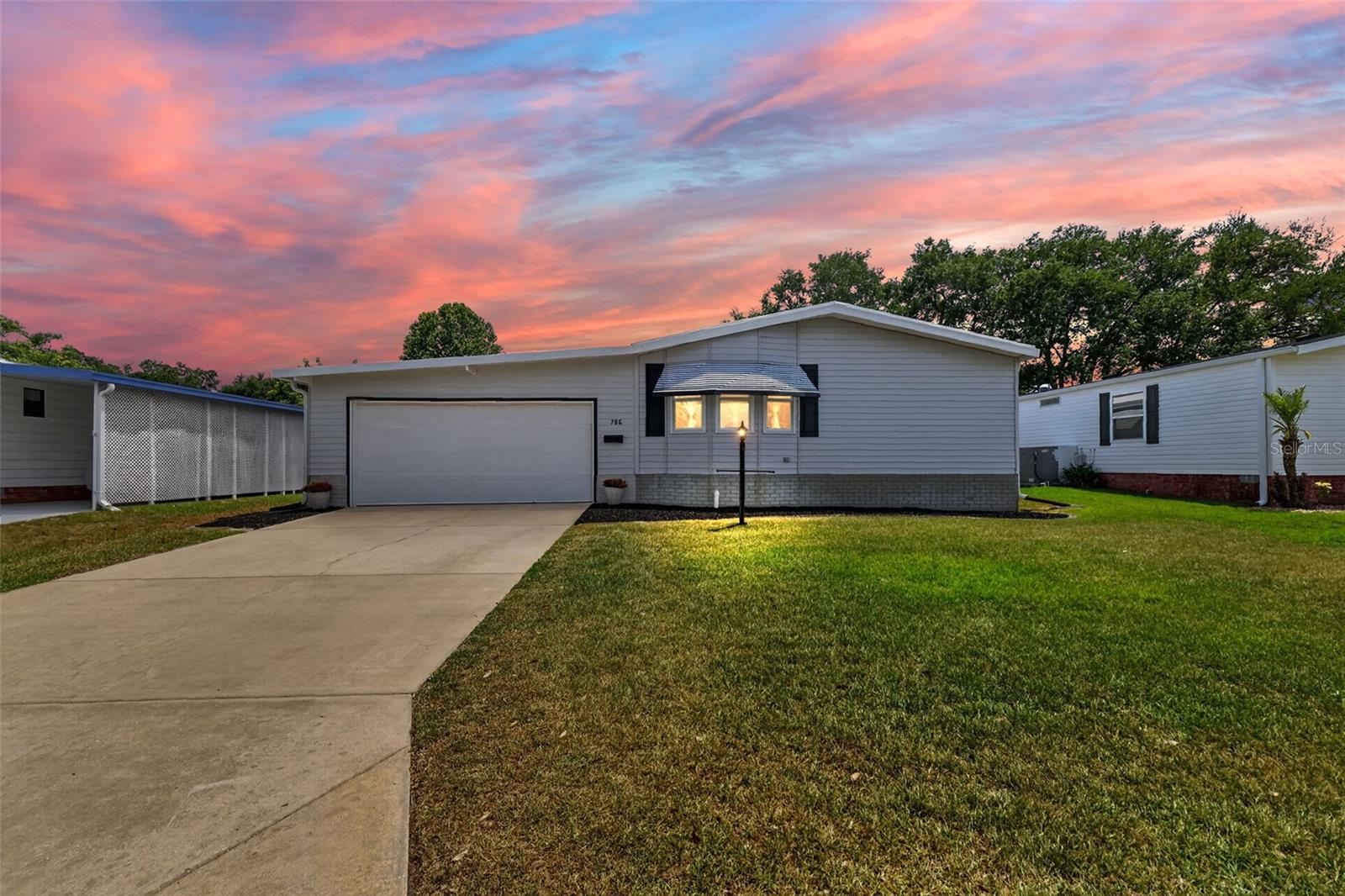 706 Tangerine Dr, FL