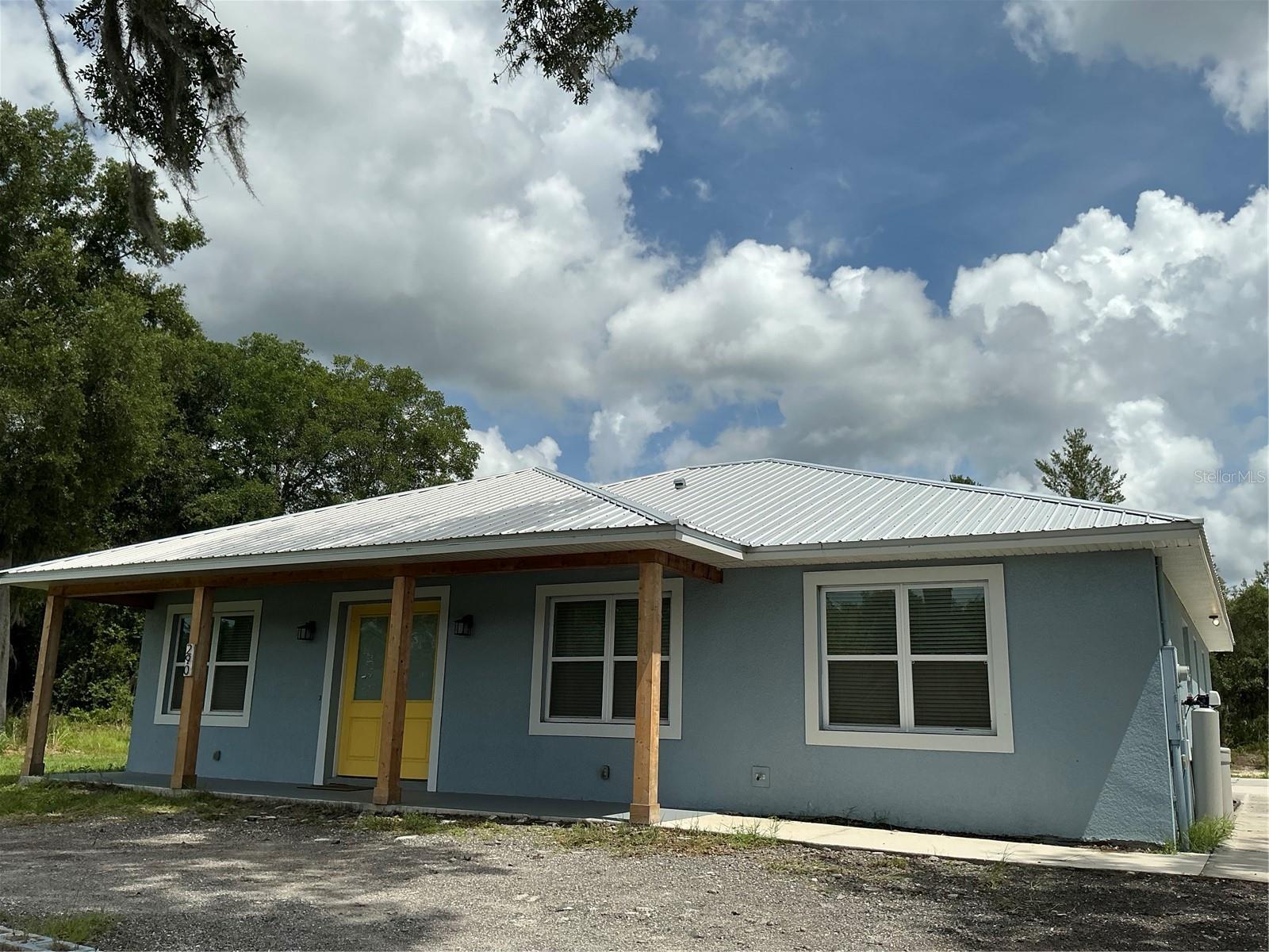 290 Redwood Ave, FL