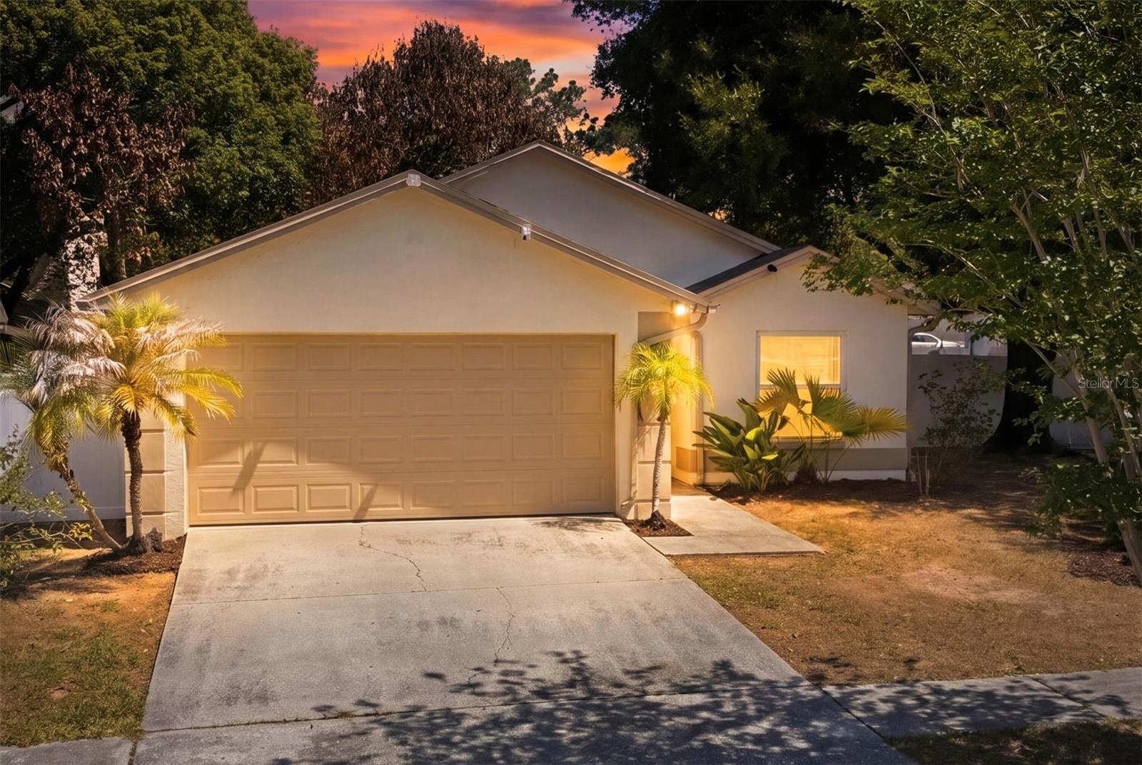 2116 Intervista Ln, FL