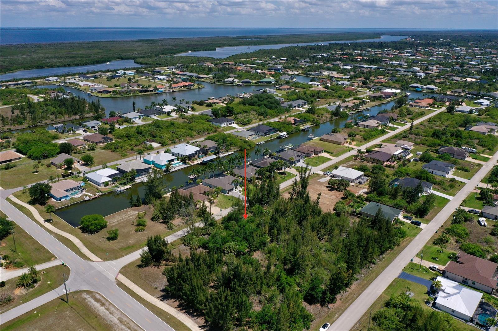 8401 Antwerp Circle, FL