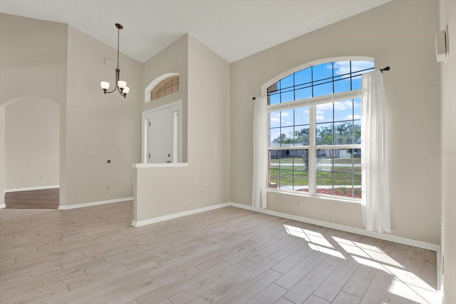 4400 Dior Road, FL