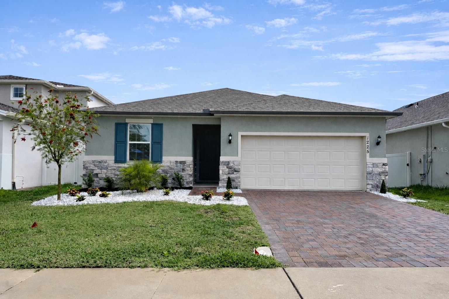 1225 Fox Hedge Ln, FL
