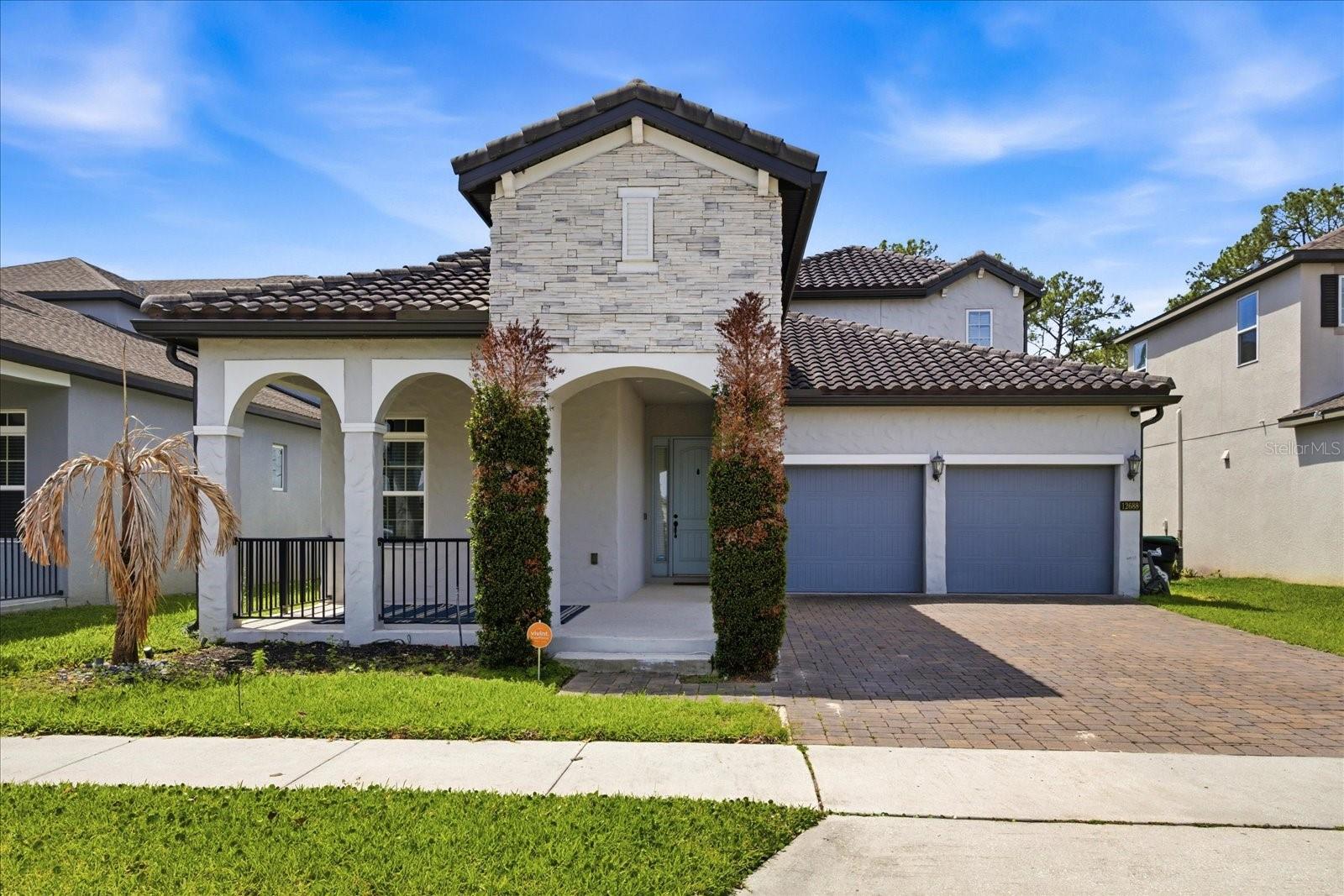 12688 Salomon Cove Dr, FL