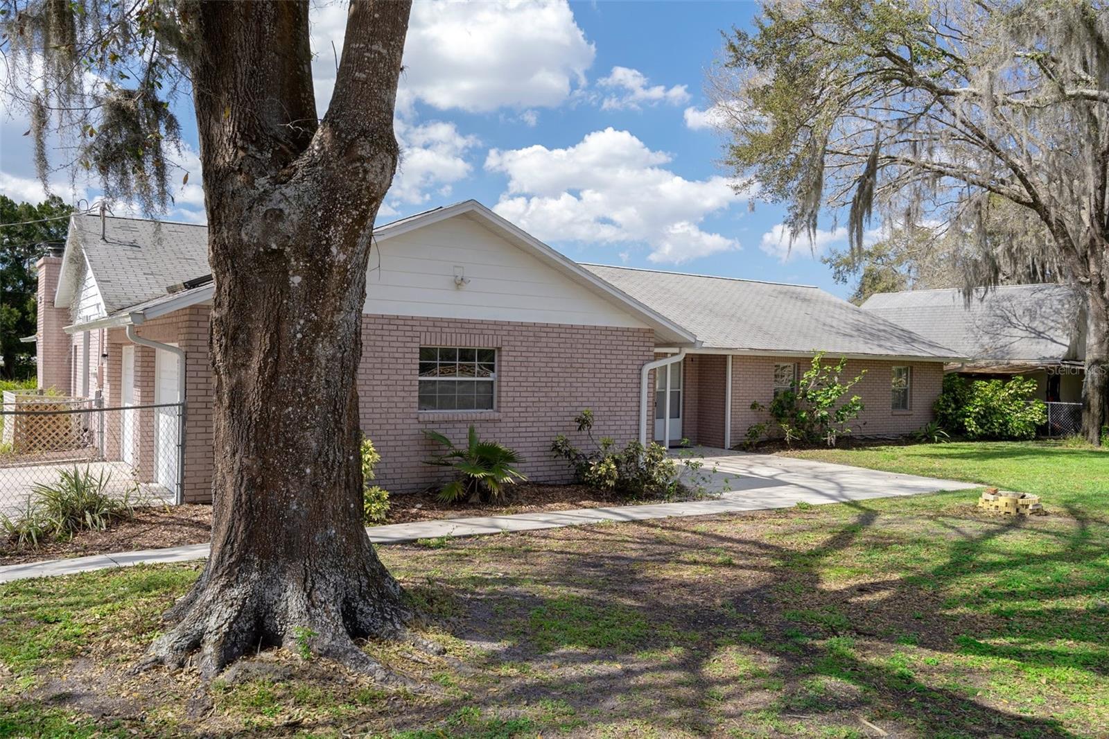 19804 Hiawatha Road, FL