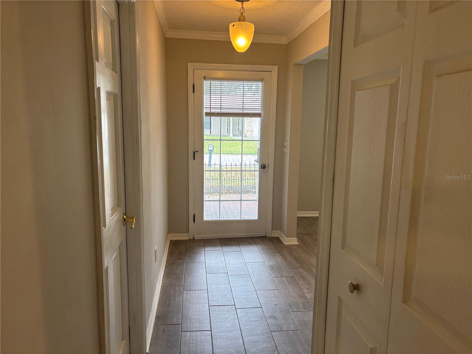 105 Cottesmore Circle, FL