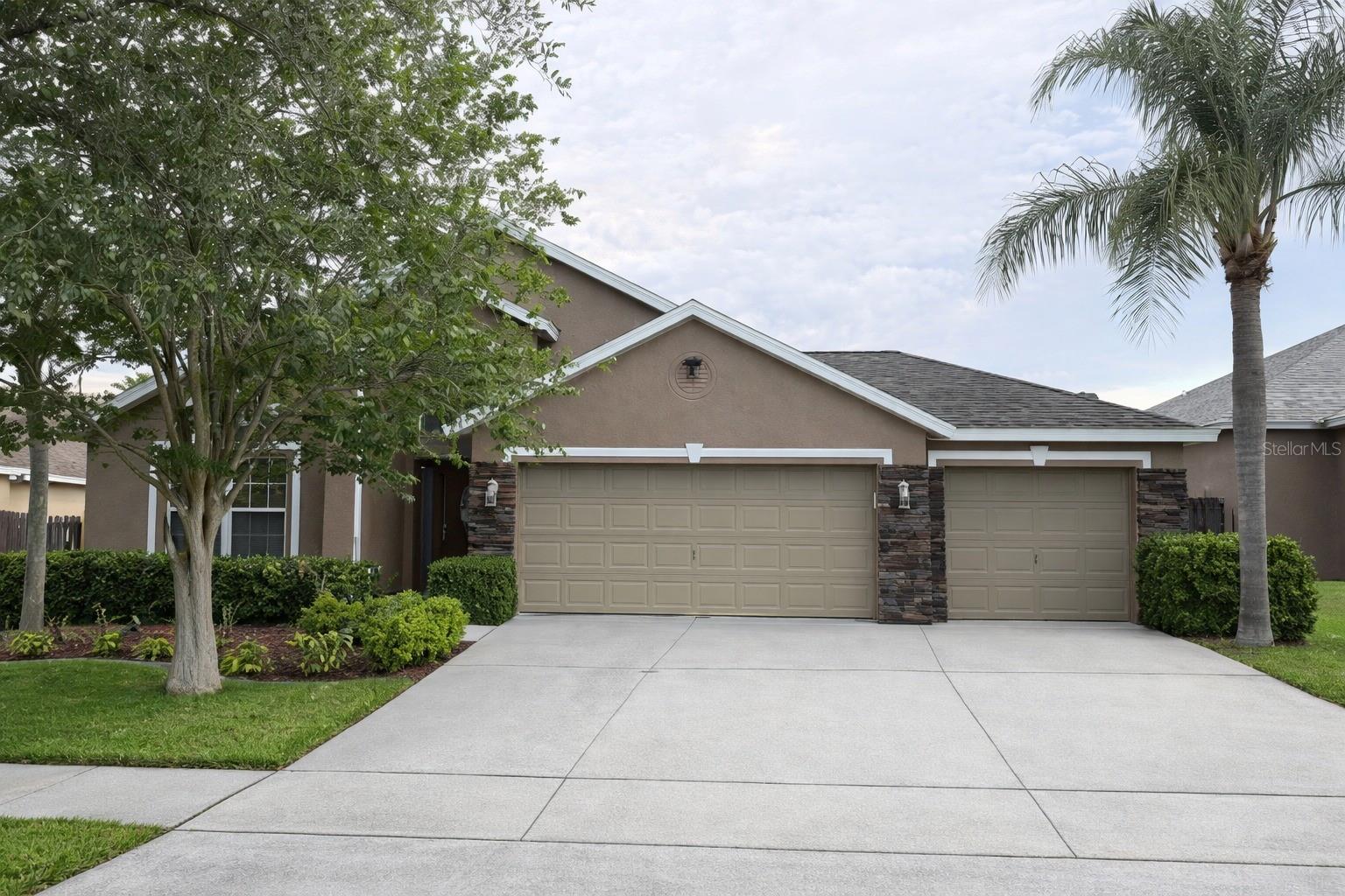 725 Bridgeway Boulevard, FL