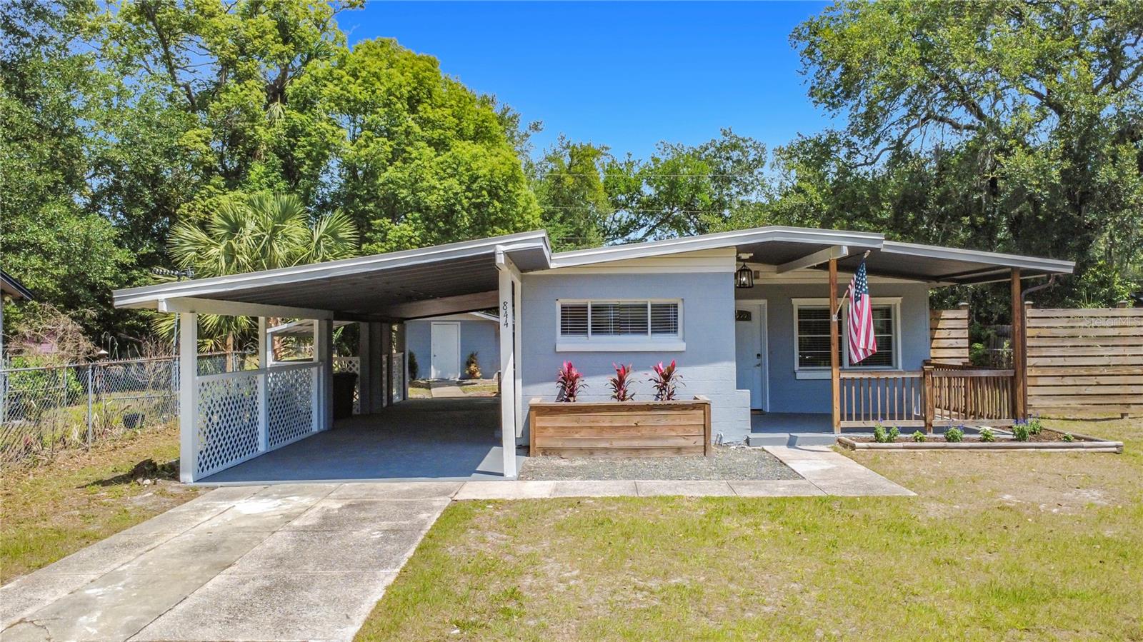 844 Rosalia Dr, FL