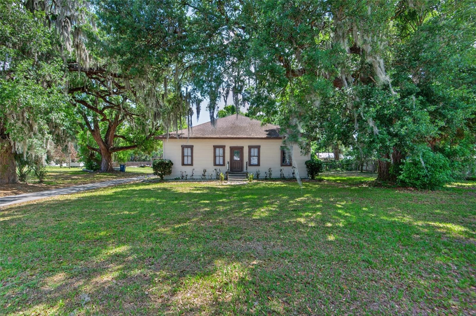 200 N Orange Ave, FL