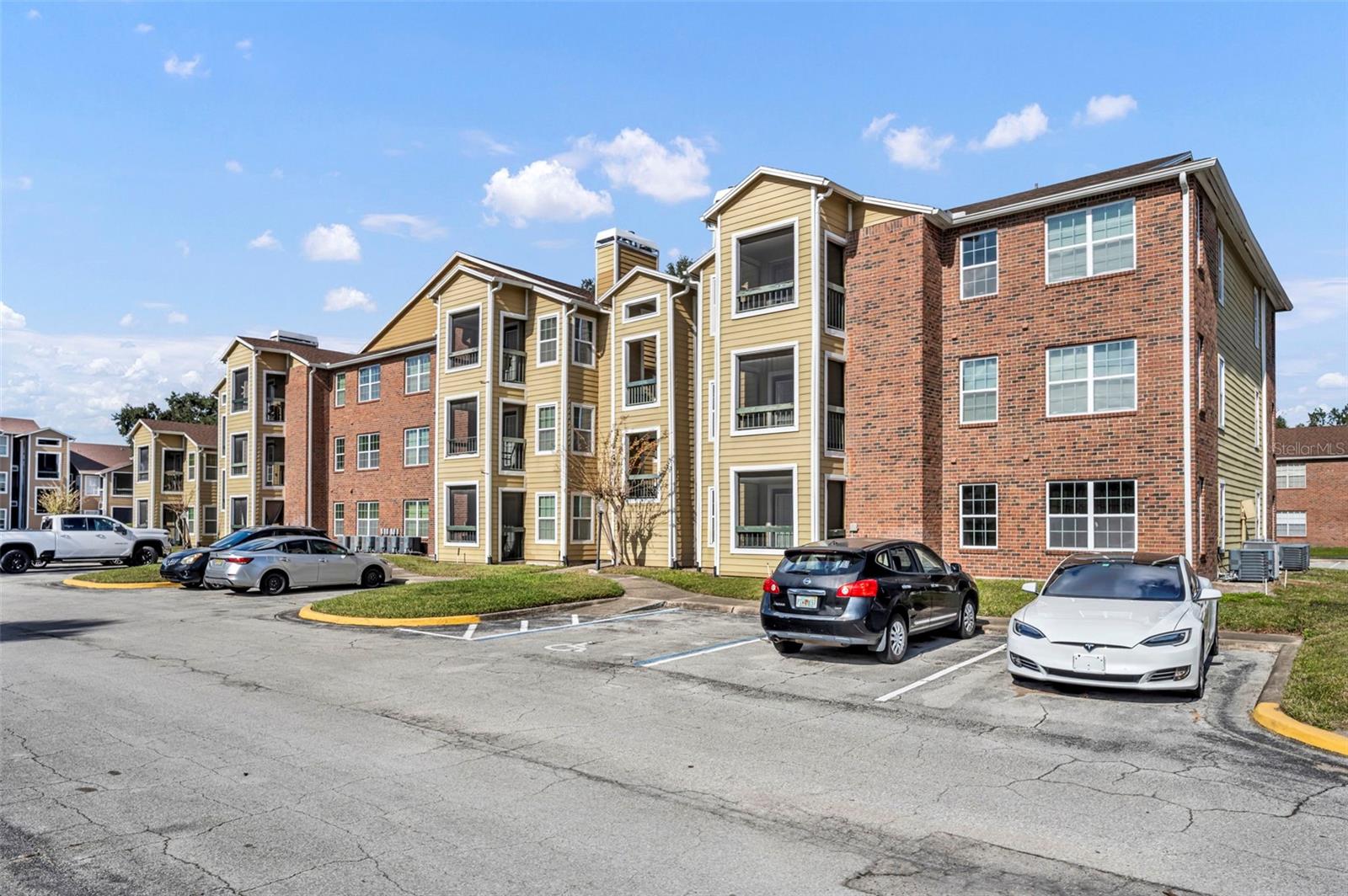 5600 Devonbriar Way, FL