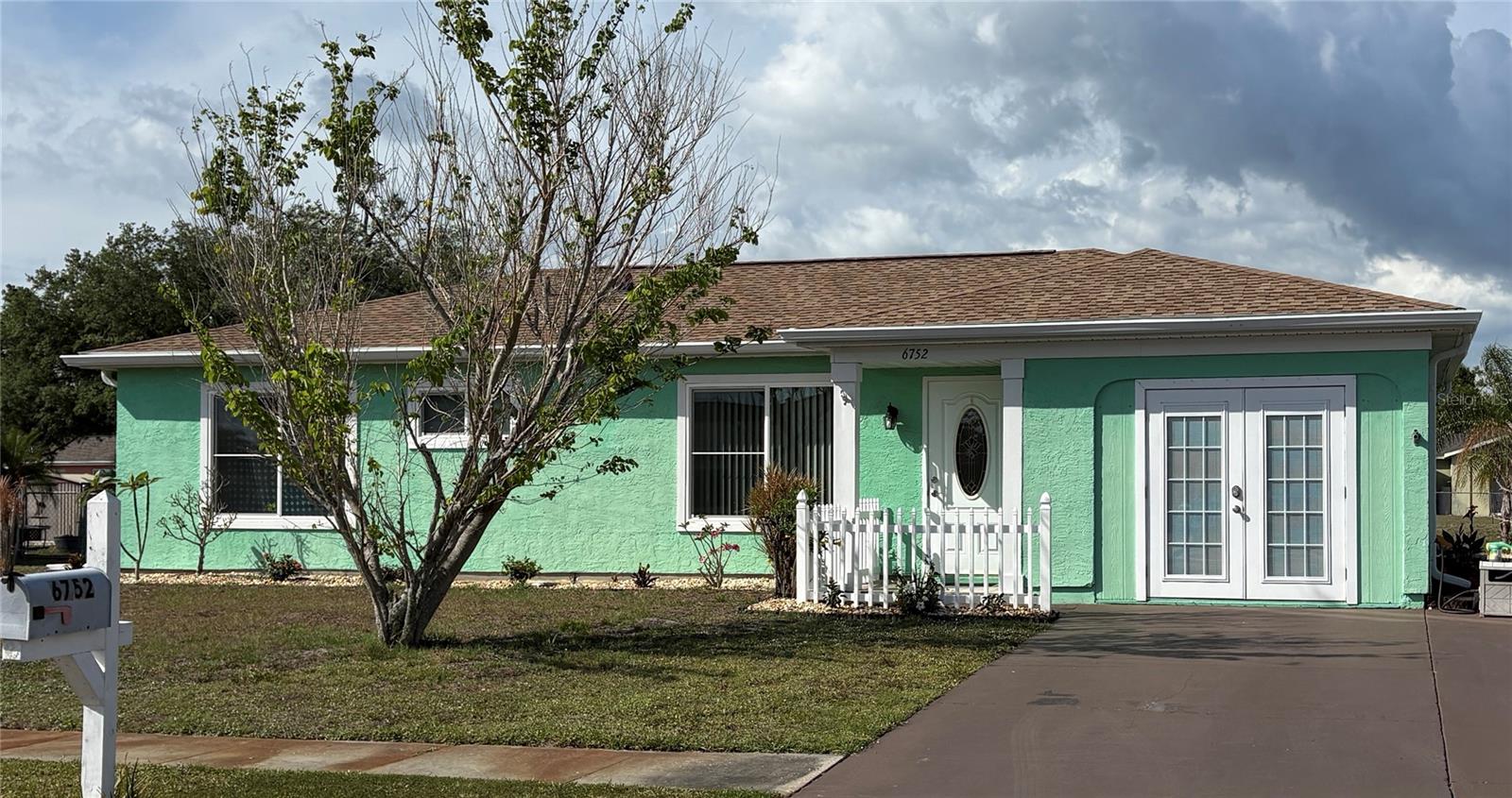 6752 Dennison Ave, FL