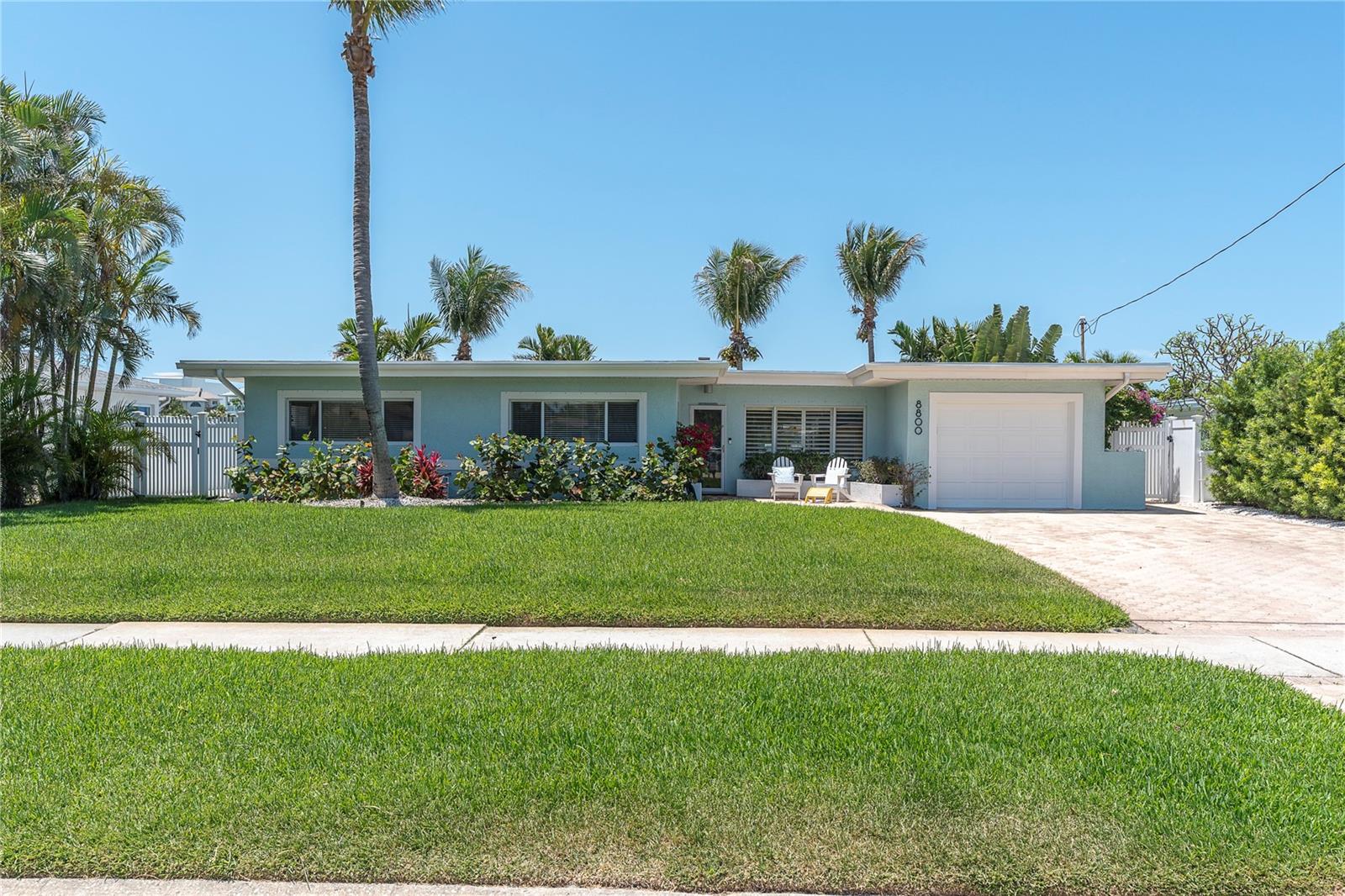8800 Gulf Boulevard, FL
