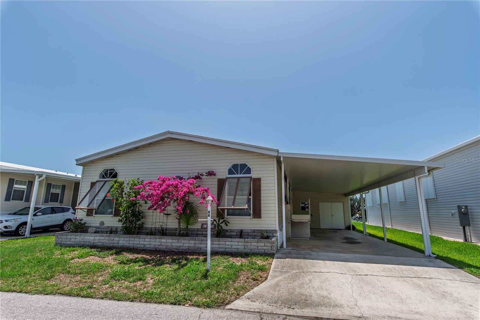 44 Windmill Blvd, FL