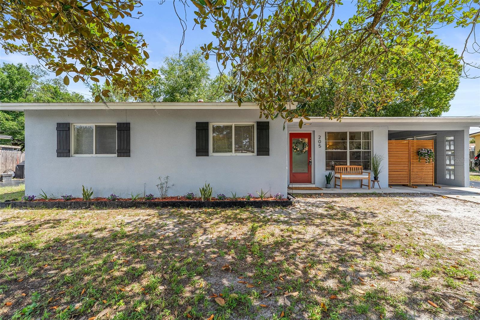 205 Wilshire Drive, FL