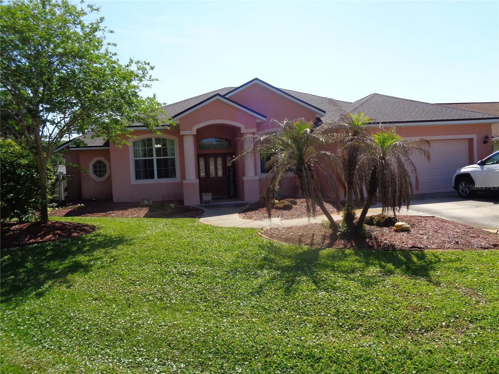 35 Waters Dr, FL