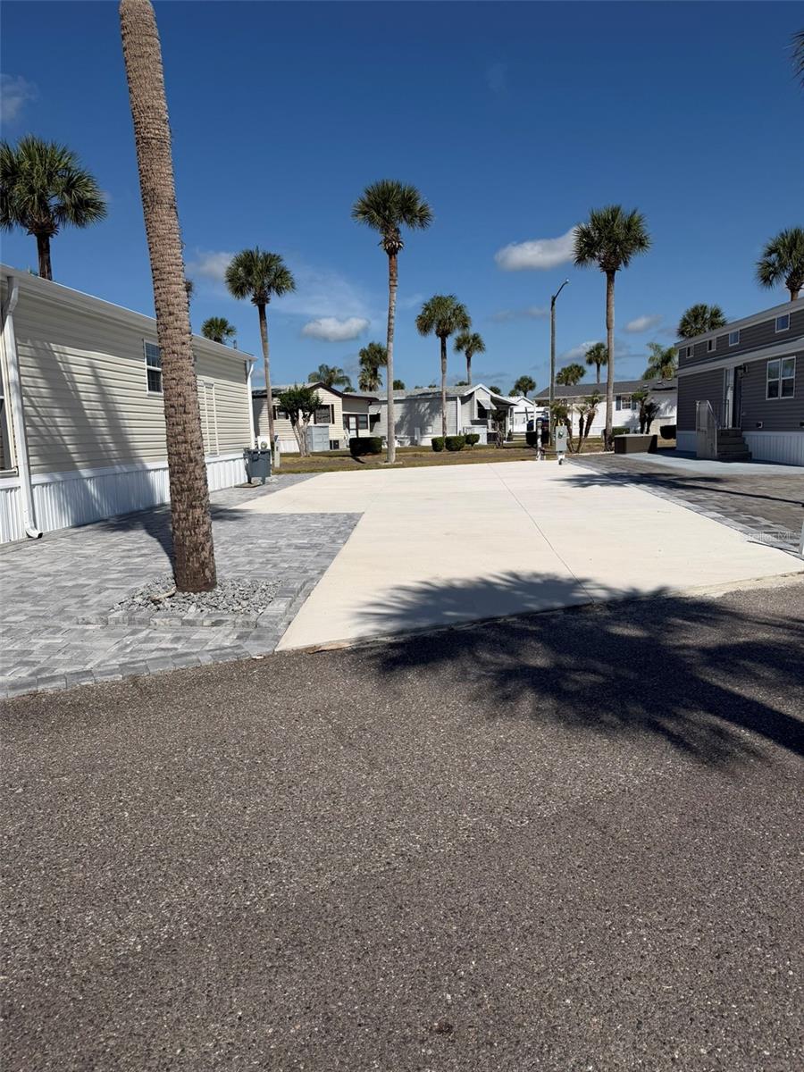9000 Us Hwy 192 #833, FL