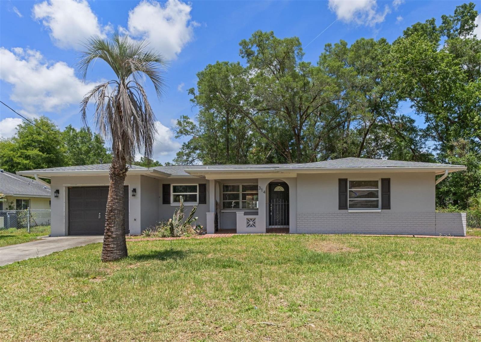 314 Daisy Ln, FL
