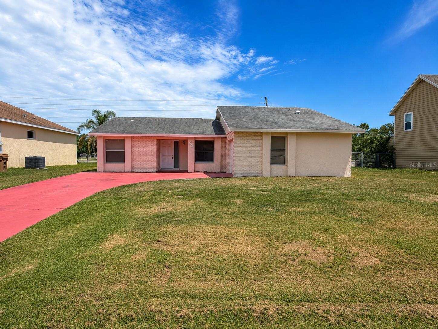 766 Maderia Court, FL