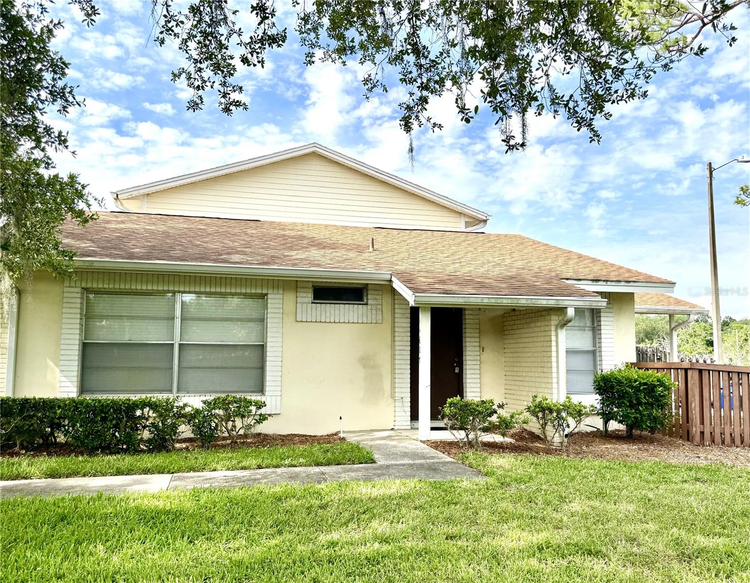 14607 Pine Glen Cir, FL