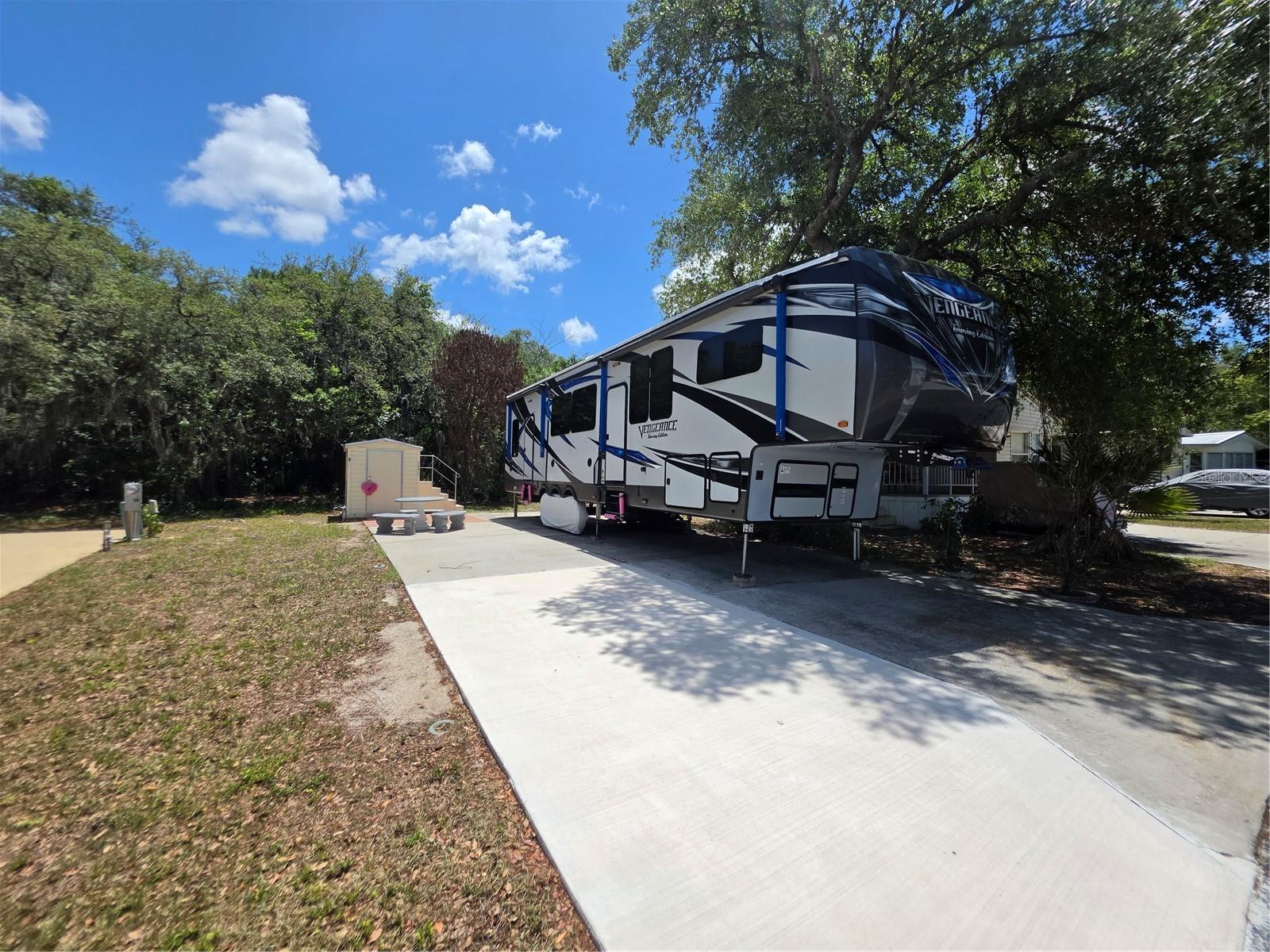 7371 International Cir, FL