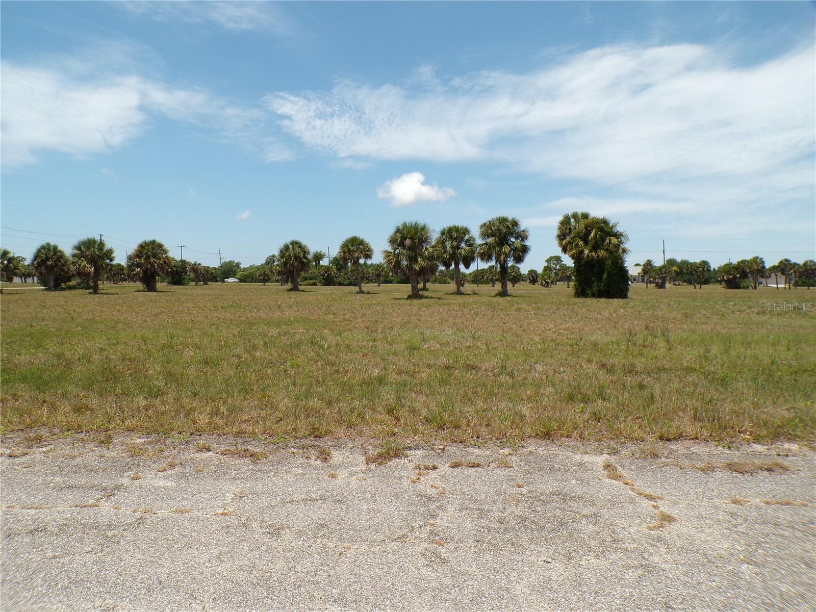 3 Birch Ct, FL